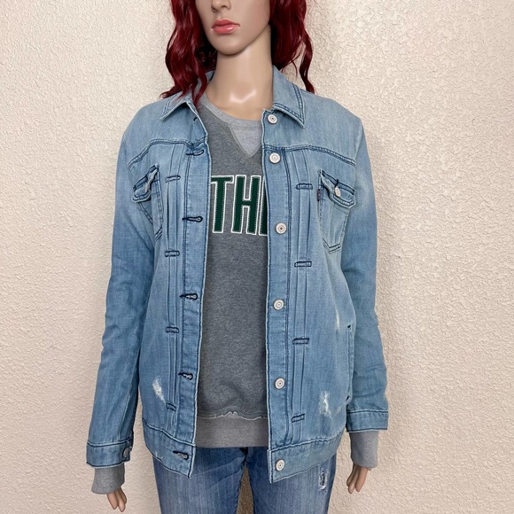 Levis Denim Trucker Jacket size XS Blue Oversized Boyfriend Fit Distressed - Picture 2 of 10